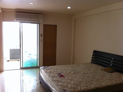 ขายถูก-คอนโด-คัลเลอร์ลีฟวิ่ง-ติดถนนเทพารักษ์-พร้อมอยู่-วิวโล่งๆ-การคมนาคมสะดวก-ตกแต่งใหม่ๆ