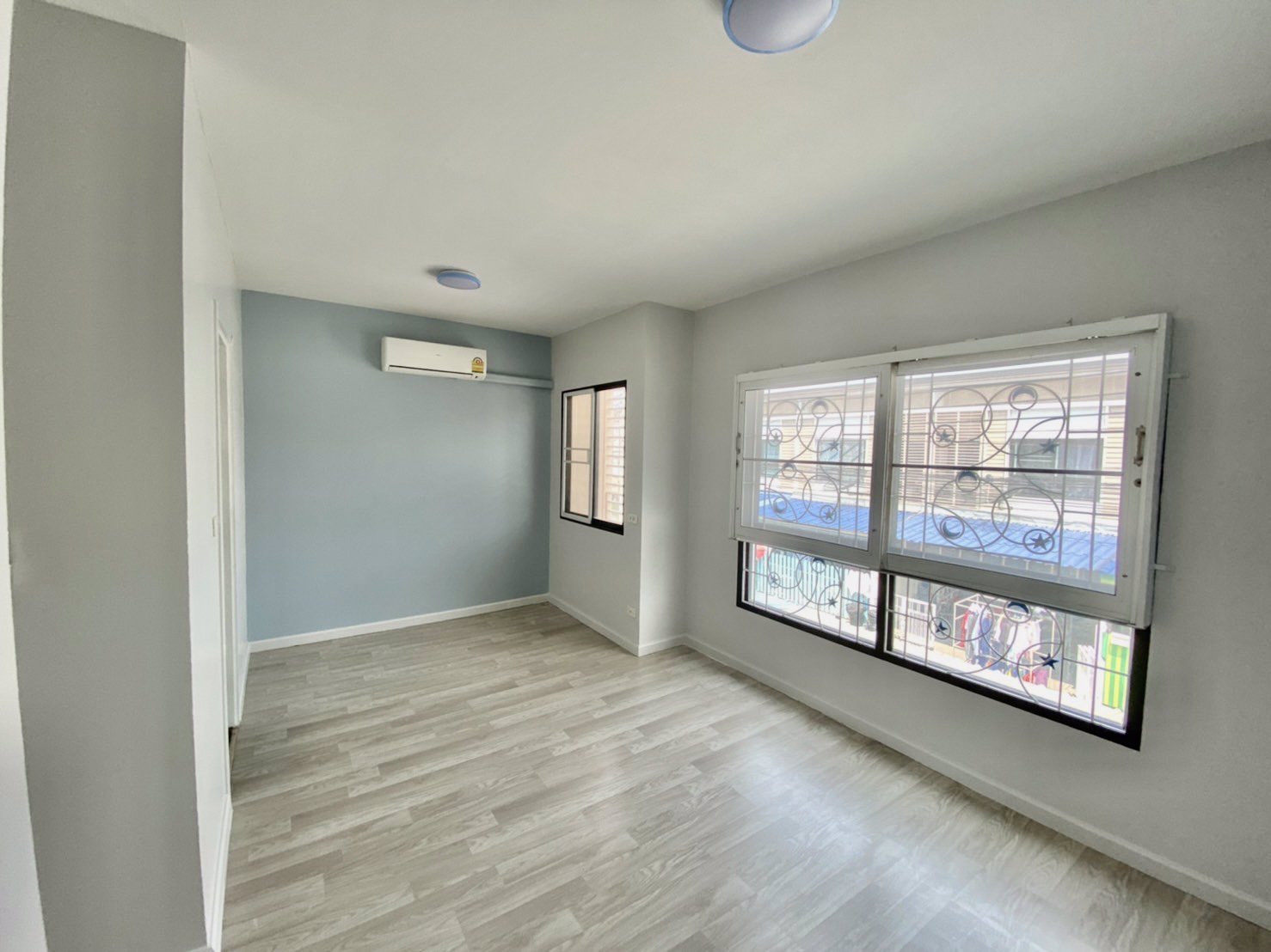 ขายถูก-หมู่บ้านพฤกษาไลท์-ล็อกซ์-สุขุมวิท-เทพารักษ์-กม1-พร้อมอยู่-ตกแต่งใหม่