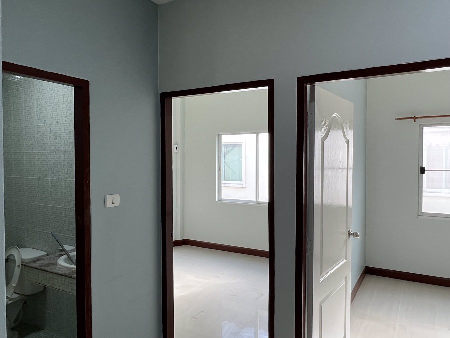 ขายทาวน์เฮาส์-นครทองเพรสซิเด้นท์-ตำหรุ-บางพลี-ตกแต่งใหม่ๆ-พร้อมอยู่