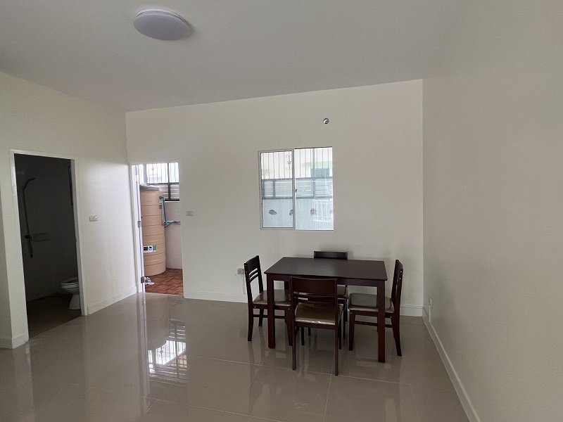 ขายถูก-หมู่บ้านไลโอ-วงแหวนปิ่นเกล้า-ซอยวัดพระเงิน-บ้านมุม-ตกแต่งใหม่ๆ-พร้อมอยู่