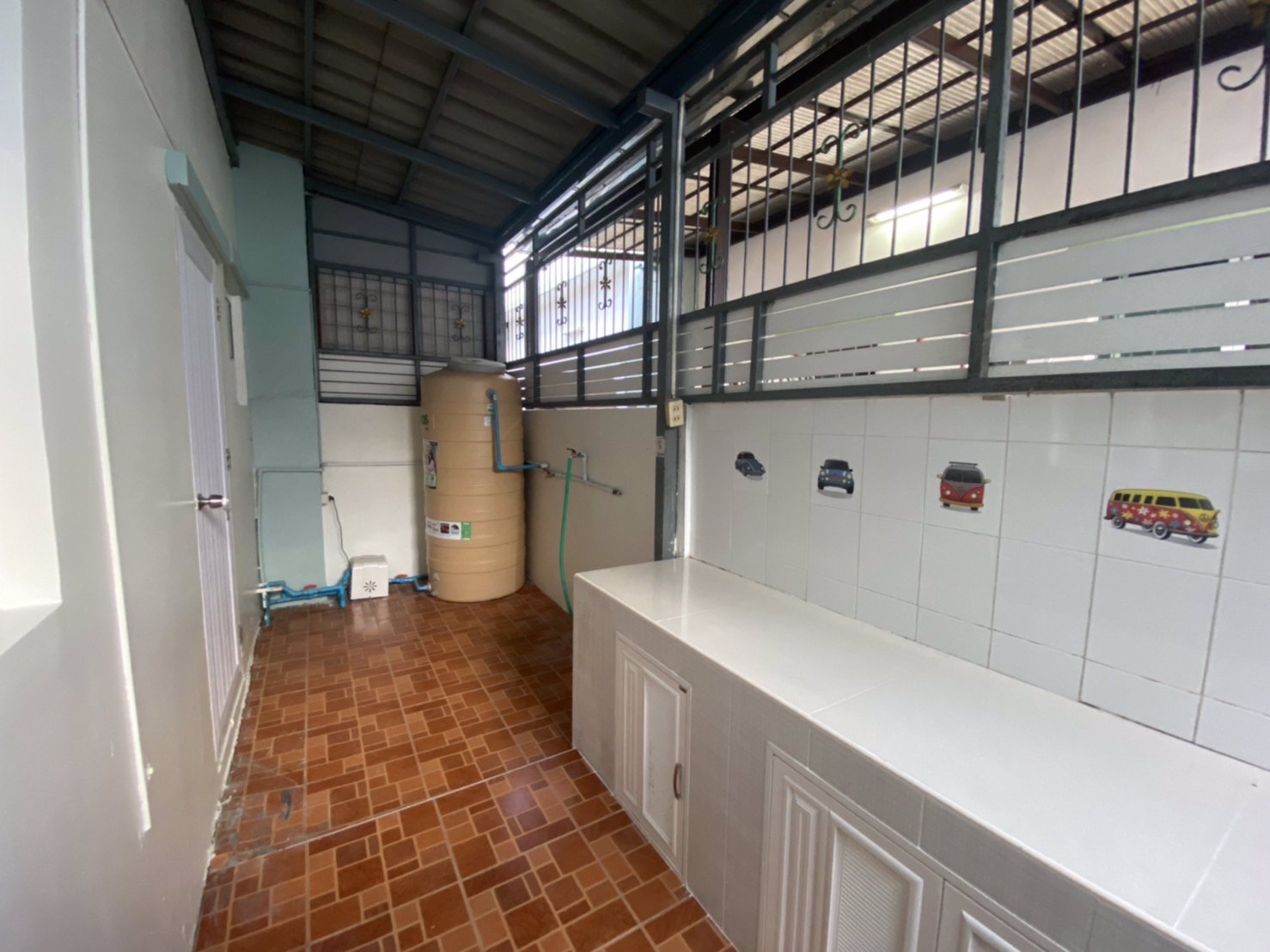 ขายถูก-หมู่บ้านไลโอ-วงแหวนปิ่นเกล้า-ซอยวัดพระเงิน-บ้านมุม-ตกแต่งใหม่ๆ-พร้อมอยู่