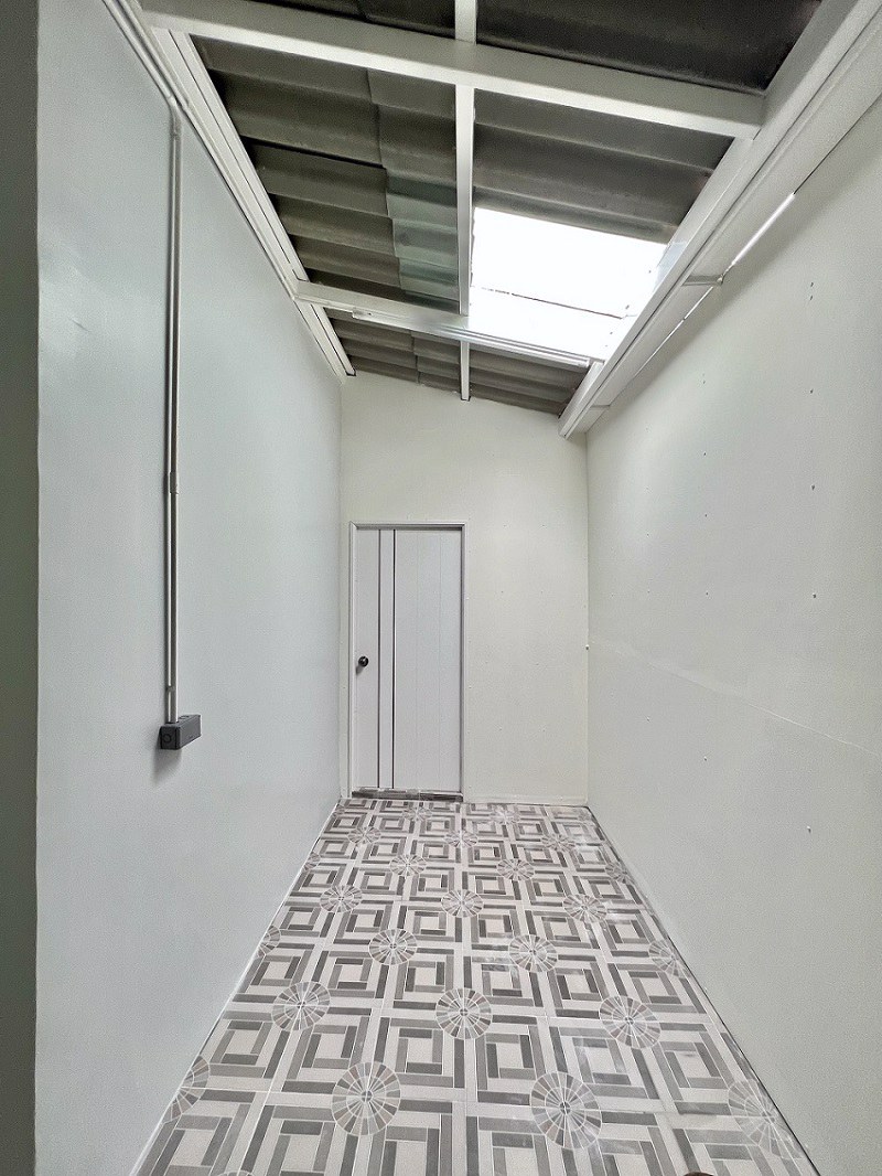 ขายถูก-หมู่บ้านกัสโต้บางนา-สุวรรณภูมิ-บ้านมุม-ตกแต่งสวย-สไตล์โมเดิร์น-ใกล้คิงเพาเวอร์-สุวรรณภูมิ