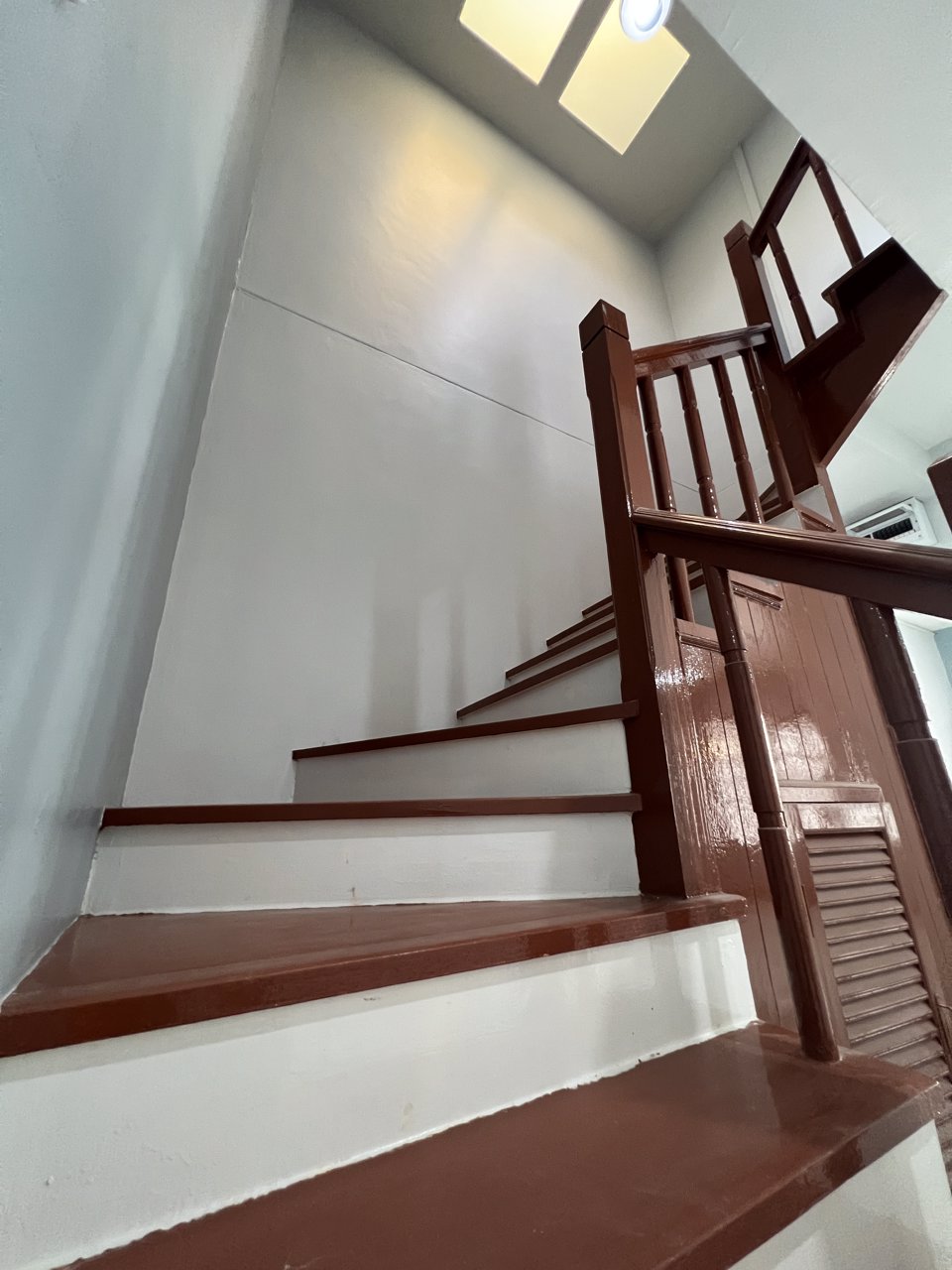 ขายถูก-ทาวน์เฮาส์-2ชั้น-มอิงลดา-ตำหรุ-ติดถนนเมน-ตกแต่งสวย-พร้อมเข้าอยู่