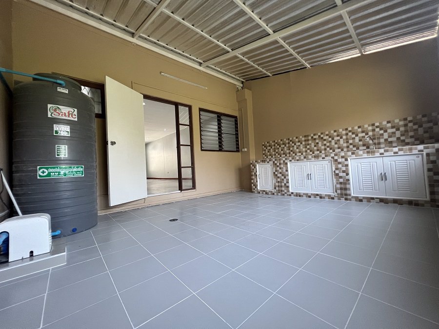 ขายถูก-ทาวน์เฮาส์-2ชั้น-มอิงลดา-ตำหรุ-ติดถนนเมน-ตกแต่งสวย-พร้อมเข้าอยู่