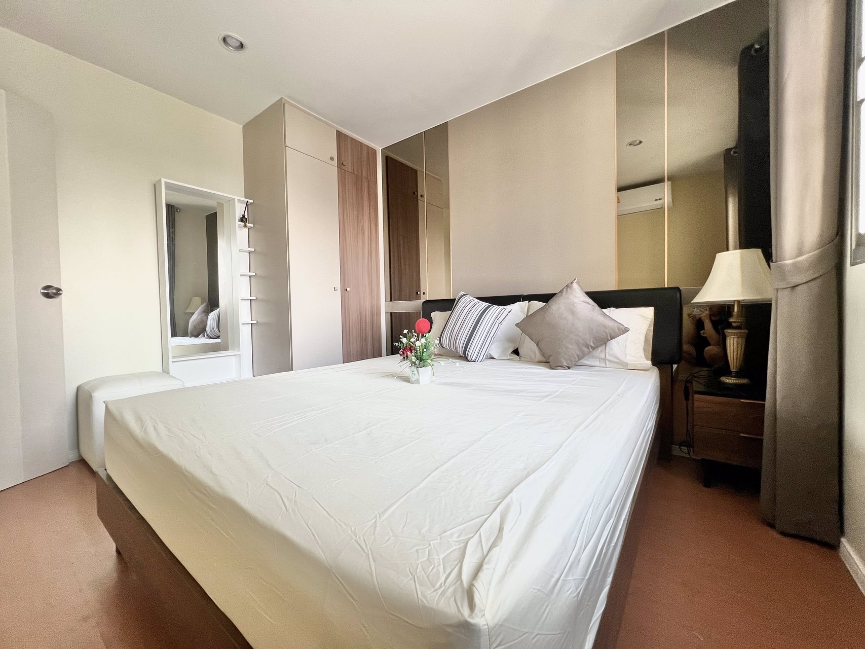 ขายถูก-ลุมพินี-เมกะบางนา-ตกแต่งสวย-บิวอิน-ห้องมุม-วิวโล่ง-เดินทางสะดวกใกล้สนามบินสุวรรณภูมิ