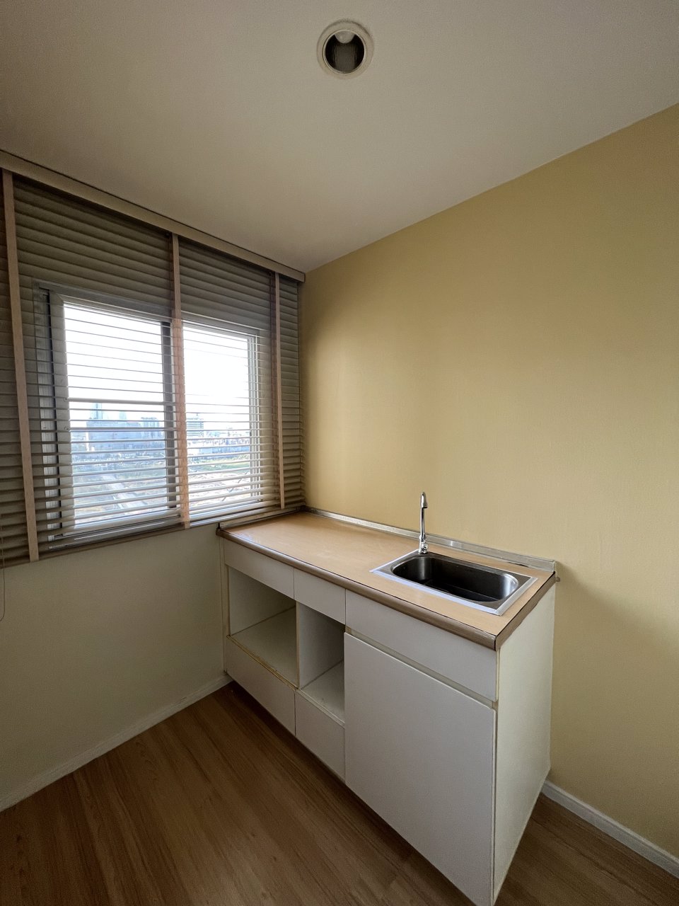 ขายถูก-ลุมพินี-เมกะบางนา-ตกแต่งสวย-บิวอิน-ห้องมุม-วิวโล่ง-เดินทางสะดวกใกล้สนามบินสุวรรณภูมิ