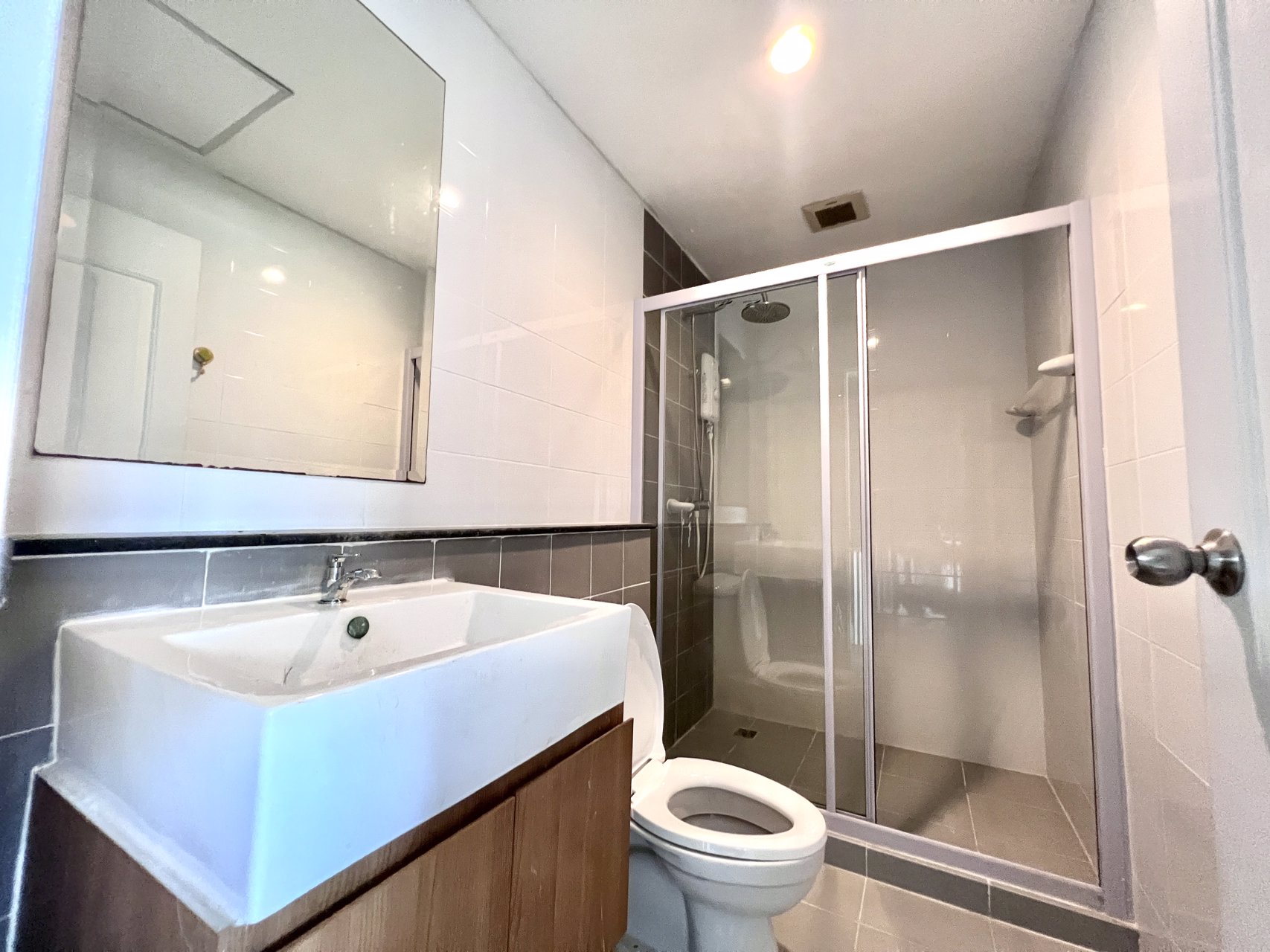 ขายด่วน-เดอะ-คัลเลอร์-เลชเชอร์เฟส-5-บางนา-กม10-ซอยมหาชัย-ต่อเติมหน้าบ้านหลังบ้าน-พร้อมอยู่