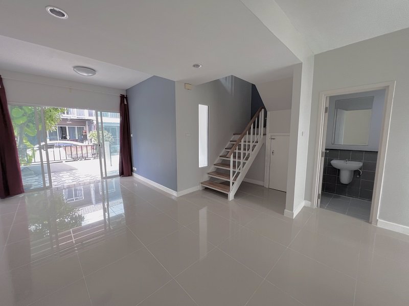 ขายด่วน-เดอะ-คัลเลอร์-เลชเชอร์เฟส-5-บางนา-กม10-ซอยมหาชัย-ต่อเติมหน้าบ้านหลังบ้าน-พร้อมอยู่