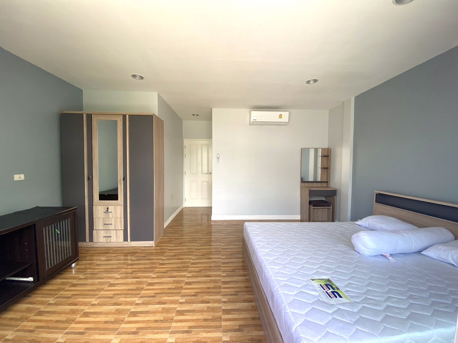 ขาย-บ้านกลางเมืองลาดพร้าว-101-แยก-38-ตกแต่งใหม่ๆ-อยู่ต้นโครงการ-บ้านหน้าสวน