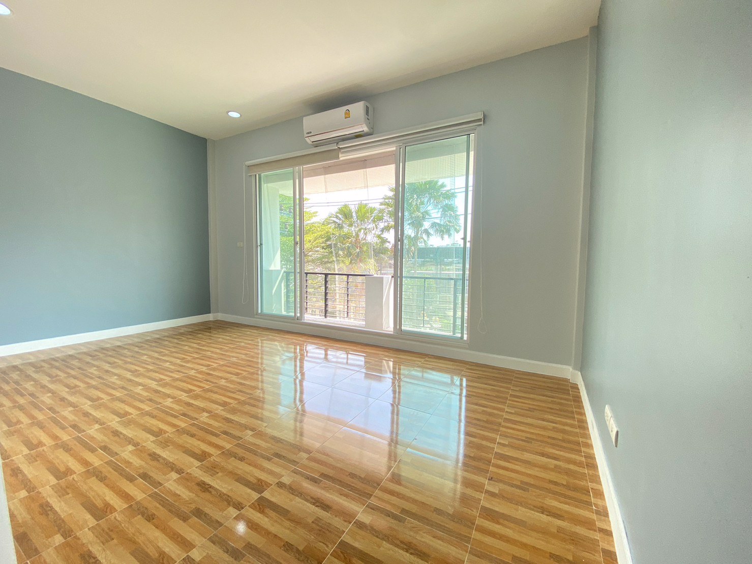 ขาย-บ้านกลางเมืองลาดพร้าว-101-แยก-38-ตกแต่งใหม่ๆ-อยู่ต้นโครงการ-บ้านหน้าสวน