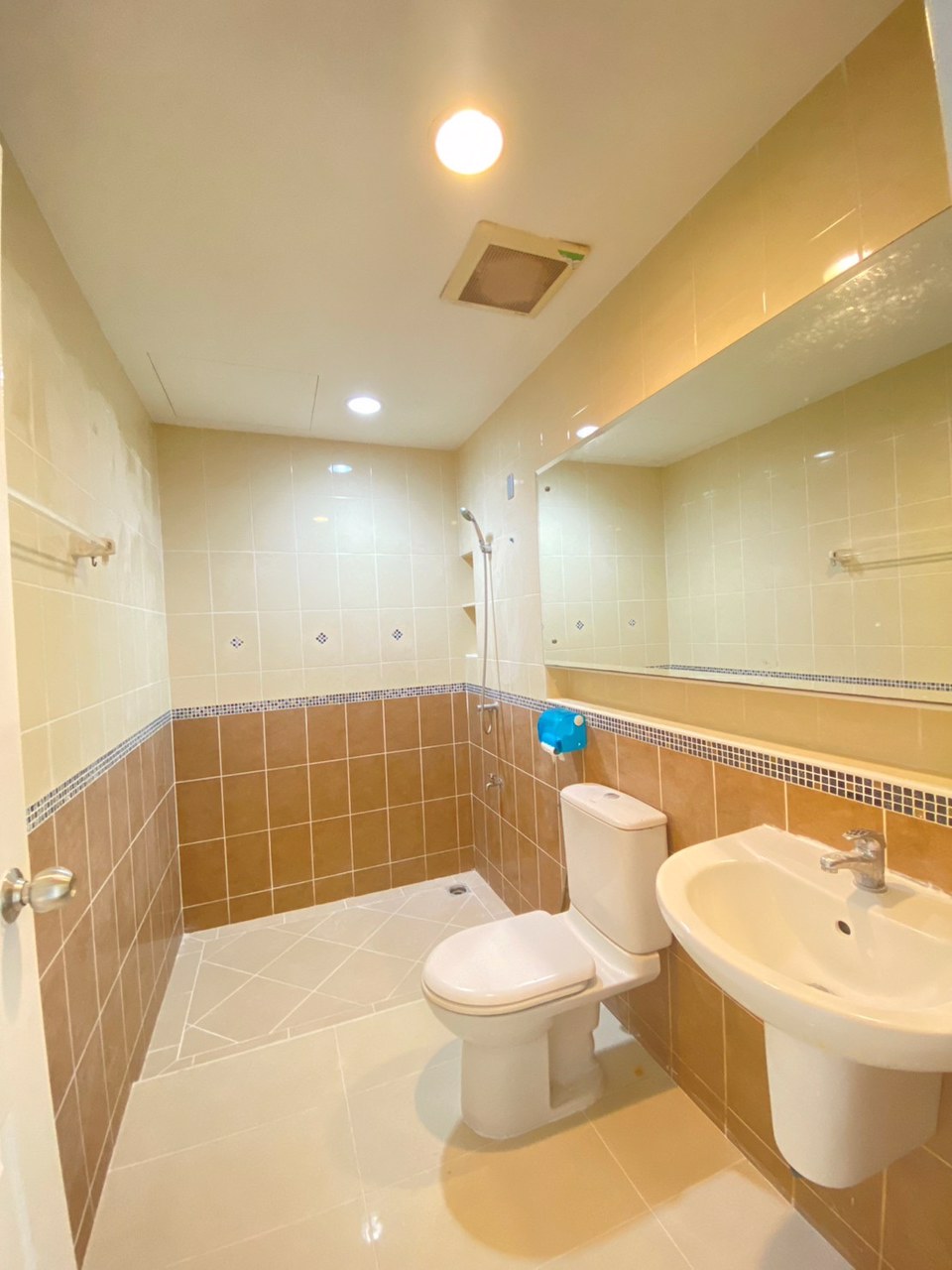 ขาย-บ้านกลางเมืองลาดพร้าว-101-แยก-38-ตกแต่งใหม่ๆ-อยู่ต้นโครงการ-บ้านหน้าสวน