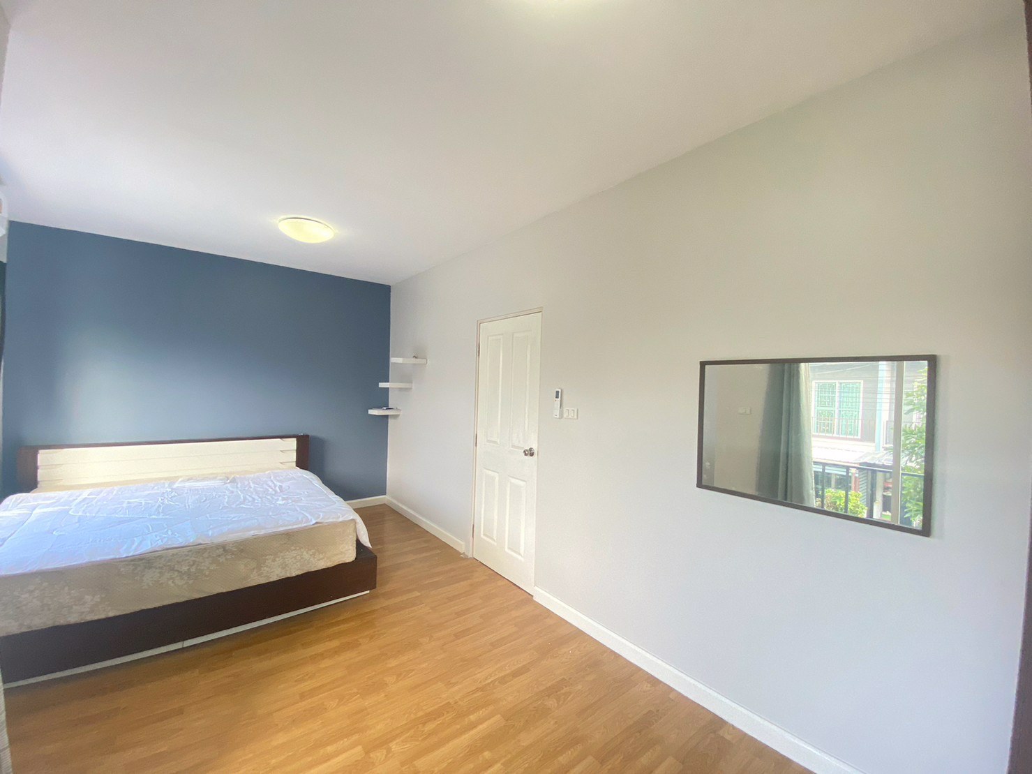 ขายด่วน-เดอะคัลเลอร์พรีเมียม-บางนา-กม10-ซอยมหาชัย-ต่อเติมหน้าบ้านหลัง-ตกแต่งใหม่ๆ-พร้อมอยู่