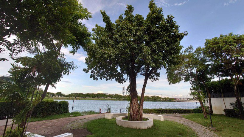 ขายที่ดินติดทะเลสาบ-ในโครงการบลูลากูน-ที่ดินเปล่าถมแล้ว-เหมาะสร้างคฤหาสน์หรู