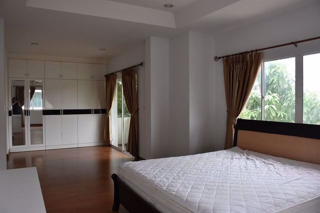 sh044-ขายบ้านเดี่ยว2ชั้น-the-centro-รัตนาธิเบศร์-ใกล้ทางด่วน-และรถไฟฟ้า