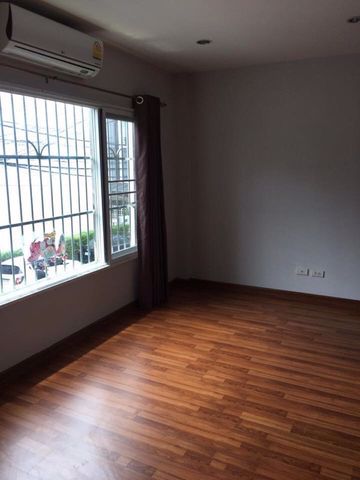 sh053-ขายทาวน์โฮม3ชั้น-ดิเอ็กซ์คลูซีฟ-แคราย-งามวงศ์วาน