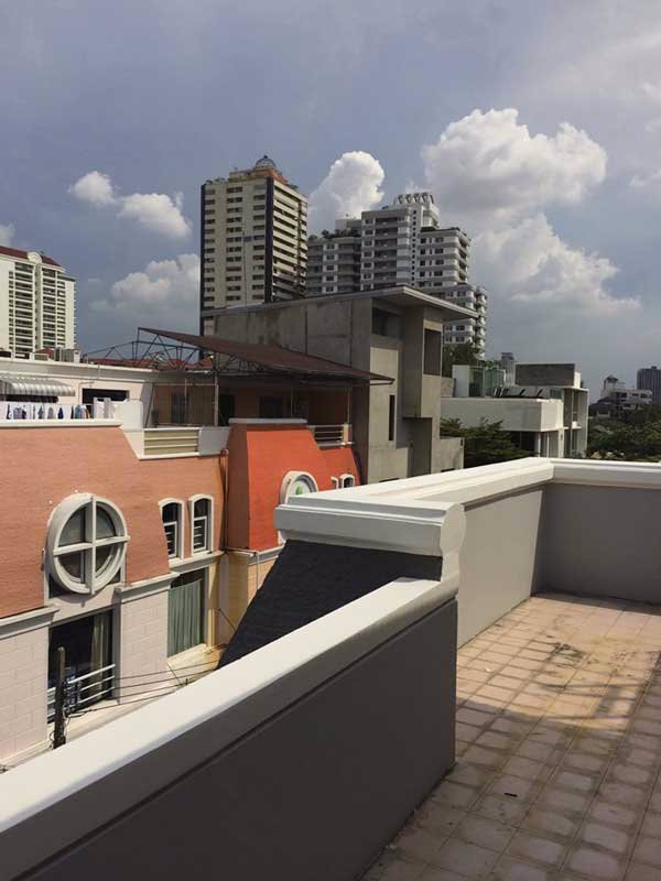 rh012-ให้เช่าทาวน์โฮม-3-ชั้นครึ่ง-เอกมัย12