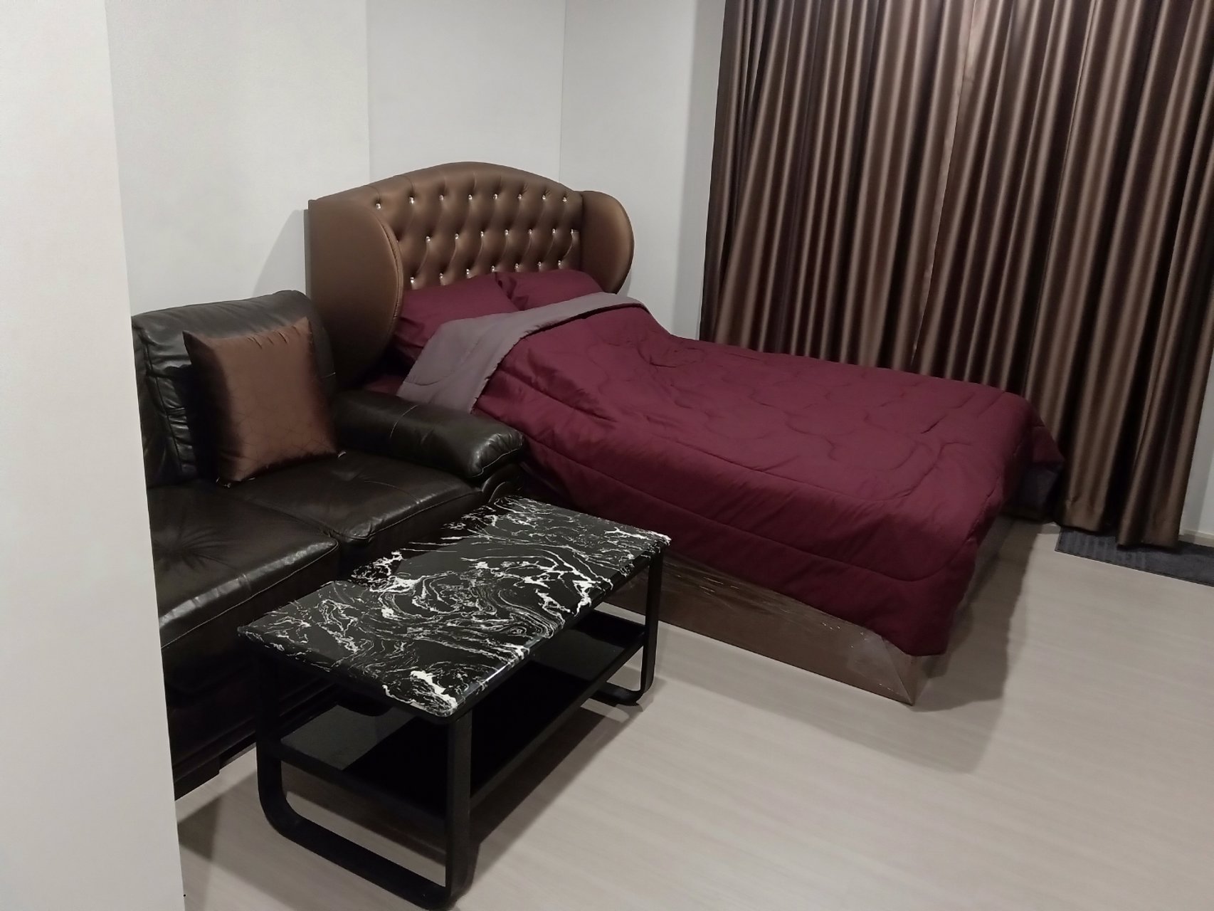 คอนโดใหม่-เฟอร์นิเจอร์ครบครัน-ใกล้รถไฟฟ้า-mrt-ภาษีเจริญ