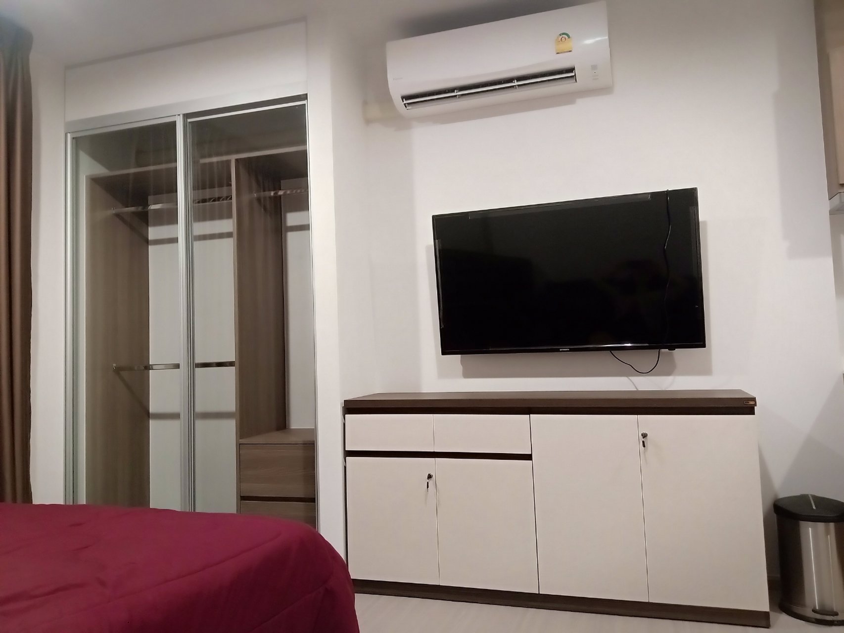 คอนโดใหม่-เฟอร์นิเจอร์ครบครัน-ใกล้รถไฟฟ้า-mrt-ภาษีเจริญ