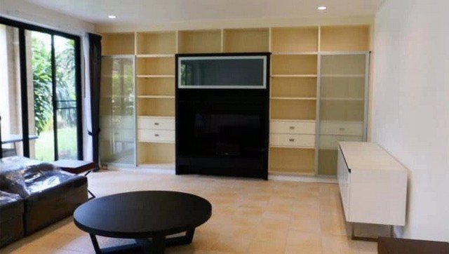 ให้เช่าบ้านเดี่ยว-2-ชั้นซอยปรีดีพนมยงค์-42-ย่านสุขุมวิท-71-มีสระว่ายส่วนตัว-ใกล้รถไฟฟ้า-ใกล้ทางด่วน