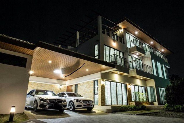 ให้เช่าบ้านเดี่ยวย่านพระราม9พร้อมสระว่ายน้ำส่วนตัว-ใกล้airport-linkสถานีหัวหมาก