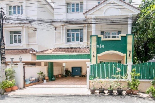 ให้เช่าบ้านเดี่ยว3-ชั้นย่านสุขุมวิท-101ใกล้bts-ปุณณวิถี-ซอยปุณณวิถี-20-หลังมุม-เลี้ยงสัตว์ได้