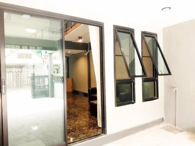 ให้เช่าทาวน์โฮม2ชั้นซอยประชาชื่น-43ใกล้mrtวงศ์สว่าง