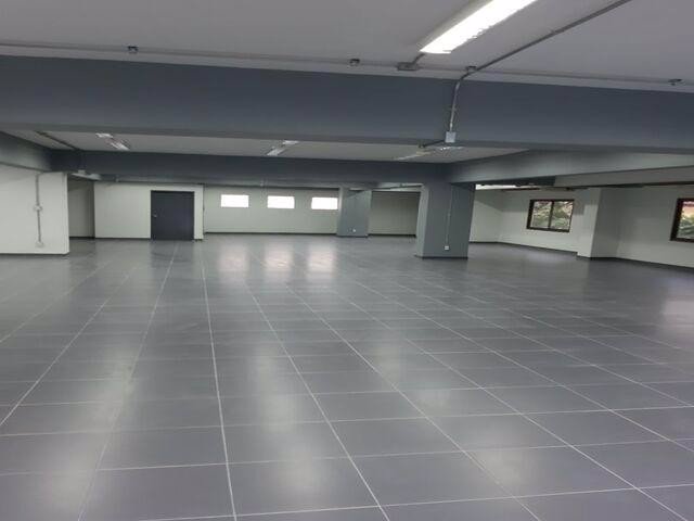 ให้เช่าพื้นที่ออฟฟิศ350ตรมย่านรัชดาใกล้mrtพระราม-9