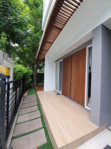 ให้เช่าบ้านเดี่ยว-3-ชั้นหมู่บ้านnivana-beyond-liteใกล้airport-link-ทับช้าง