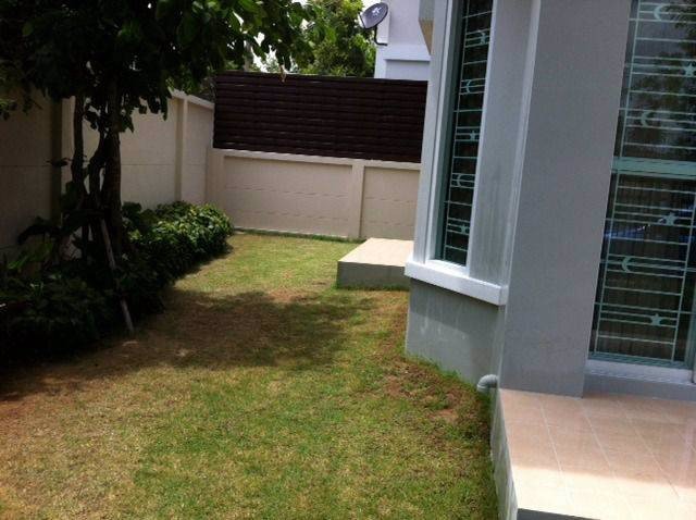 ให้เช่าบ้านเดี่ยว2ชั้น-perfect-place-รัตนาธิเบศร์-ใกล้mrtไทรม้า-บ้านหลังมุม-เป็นบ้านใหม่