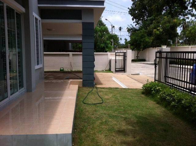 ให้เช่าบ้านเดี่ยว2ชั้น-perfect-place-รัตนาธิเบศร์-ใกล้mrtไทรม้า-บ้านหลังมุม-เป็นบ้านใหม่