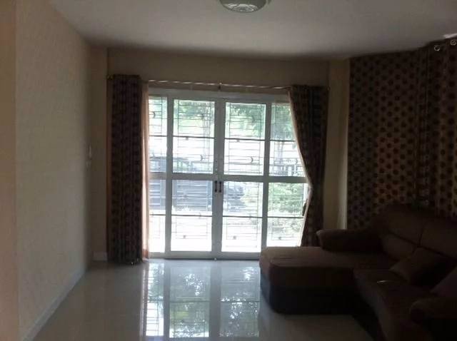 ให้เช่าบ้านเดี่ยว2ชั้น-perfect-place-รัตนาธิเบศร์-ใกล้mrtไทรม้า-บ้านหลังมุม-เป็นบ้านใหม่