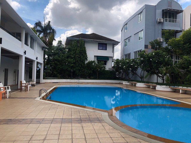 ขายทาวน์โฮม4ชั้นหมู่บ้านโฮมเพลส-สุขุมวิท71ใกล้btsพระโขนง