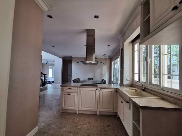 ให้เช่าบ้านเดี่ยวใกล้mrtหลักสองหมู่บ้านthe-emperor-กาญจนาภิเษก-บางแค