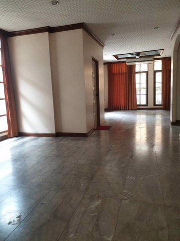 ให้เช่าบ้านเดี่ยวหมู่บ้านโฮมเพลสรามคำแหง140อนาคตจุดสถานีรถไฟฟ้าหน้ารรเตรียมอุดมน้อมเกล้า