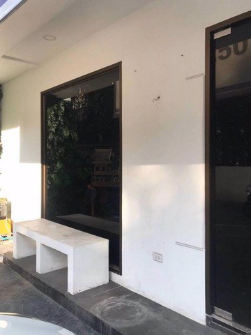 ให้เช่าอาคาร-4-ชั้น-ซอยสุขุมวิท35-ใกล้btsพร้อมพงษ์-ใกล้เอ็มควอเทียร์