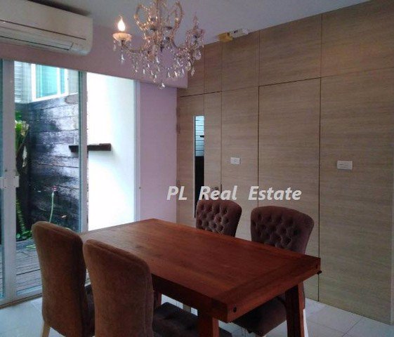 ให้เช่าทาวน์โฮม3ชั้นซอยลาดพร้าว21ใกล้mrtลาดพร้าวโครงการลุมพินี-ทาวน์-เรสซิเดนซ์-ลาดพร้าวสเตชั่น