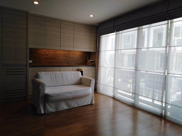 ให้เช่าทาวน์โฮม3ชั้นซอยลาดพร้าว21ใกล้mrtลาดพร้าวโครงการลุมพินี-ทาวน์-เรสซิเดนซ์-ลาดพร้าวสเตชั่น