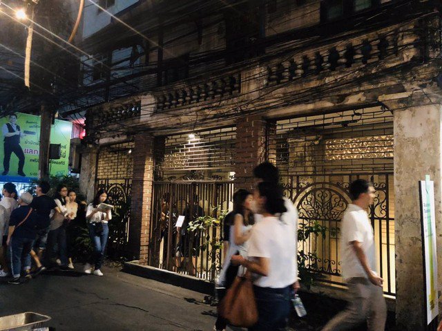 ให้เช่าบ้านจีนโบราณย่านตลาดน้อยใกล้เยาราชใกล้mrtหัวลำโพงและmrtวัดมังกร