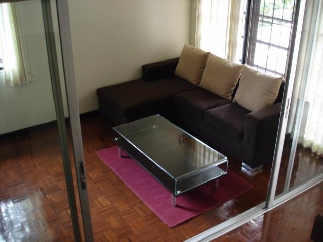 ให้เช่าทาวน์โฮม3-ชั้น-ซอยสุขุมวิท30-ใกล้btsพร้อมพงษ์