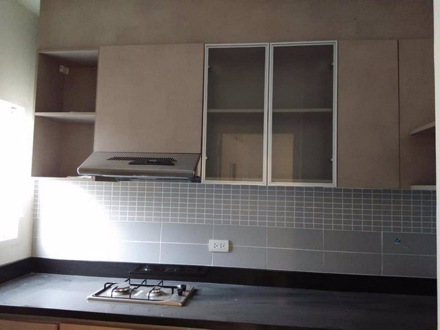 ให้เช่าทาวน์โฮม3-ชั้น-ซอยลาดพร้าว21-ใกล้mrtลาดพร้าว-อยู่ตรงข้ามลุมพินีไนท์พลาซ่า