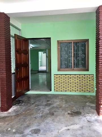 ให้เช่าทาวน์เฮ้าส์2ชั้นซอยเสรีไทย37-ราคาเช่า17000-เดือน