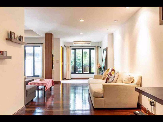 ให้เช่าบ้านเดี่ยวพร้อมอยู่ใกล้สีลม-สาทร-ใกล้mrtลุมพินี-ถนนเย็นอากาศ