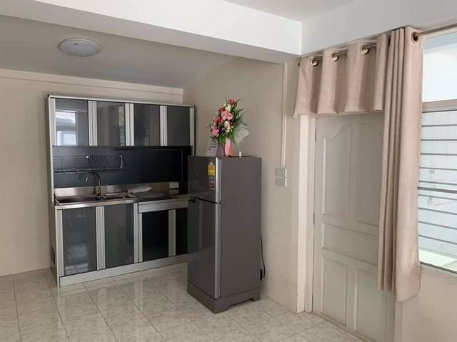 ให้เช่าบ้านเดี่ยว2ชั้นใกล้mrtสุทธิสารซอยพิบูลย์อุปถัมป์-ไม่รับจดทะเบียน-เลี้ยงสัตว์ได้