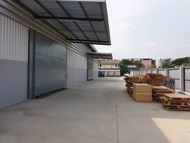 ให้เช่าโกดังเขตคลองสามวา-บางชัน-ซอยพระยาสุเรนทร์พื้นที่-648-ตารางเมตร