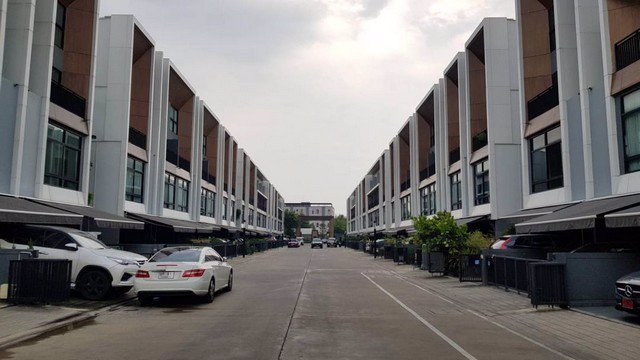 ให้เช่าทาวน์โฮม35ชั้นย่านพัฒนาการใกล้ทางด่วนโครงการอาร์เด้นพัฒนาการ20