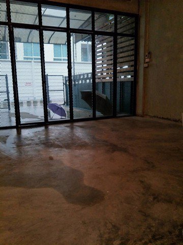 ให้เช่าทาวน์เฮ้าส์4ชั้นใกล้btsช่องนนทร-ย่านสีลม-ถนนคอนแวนต์