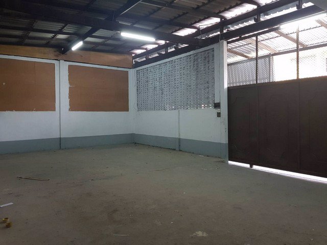 ให้เช่าโกดังซอยลาดพร้าว51ใกล้โชคชัย4-เนื้อที่-50-ตารางวา-พื้นที่ใช้สอย-182-ตารางเมตร-2-ห้องน้ำ