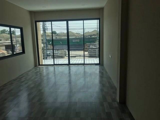 ให้เช่าอาคารพาณิชย์2-ชั้น-2-คูหา-สร้างใหม่-ริมถนนรามอินทรา-109-ทำเลดี-ริมถนน