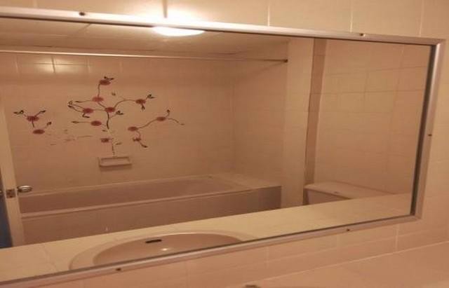 ให้เช่าทาวน์โฮม3ชั้นซอยลาดพร้าว48ใกล้mrtสุทธิสาร-5-ห้องนอน-6-ห้องน้ำ