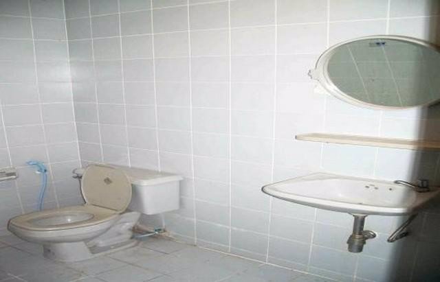 ให้เช่าทาวน์โฮม3ชั้นซอยลาดพร้าว48ใกล้mrtสุทธิสาร-5-ห้องนอน-6-ห้องน้ำ